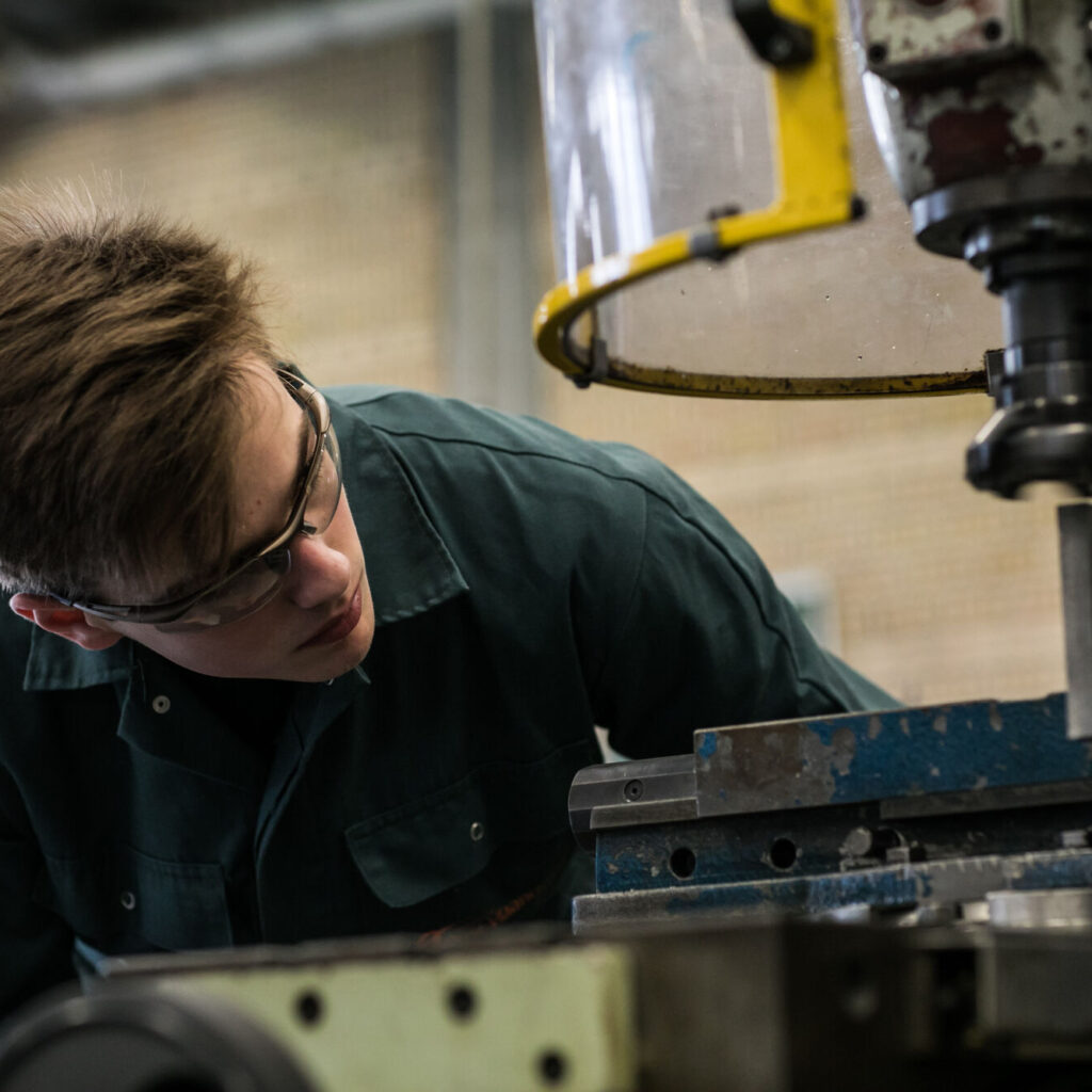 Leerling computergestuurde werktuigmachines